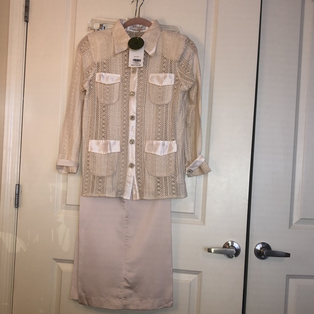 Elegant Cream Crochet button up blouse. 
Totally see through! Wide-Leg Trousers